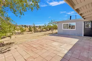 10274 Merino Ave, Apple Valley, CA 92308 - Photo 5