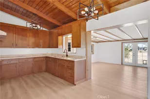 10274 Merino Ave, Apple Valley, CA 92308 - Photo 15