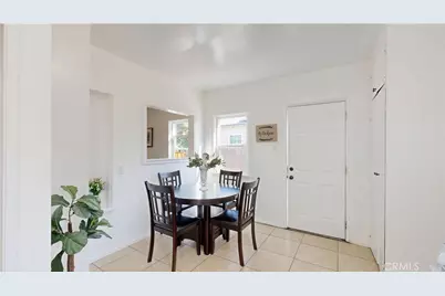 2828 N Sierra Way, San Bernardino, CA 92405 - Photo 7