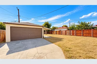 2828 N Sierra Way, San Bernardino, CA 92405 - Photo 17