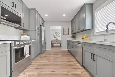 286 W Renwick, Azusa, CA 91702 - Photo 7
