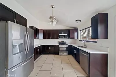 14399 Navarro Court, Victorville, CA 92395 - Photo 7