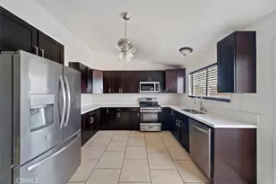14399 Navarro Ct, Victorville, CA 92395 - Photo 7
