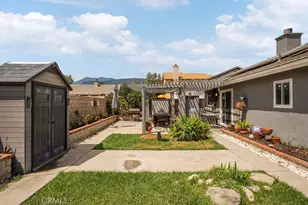 2569 W Plaza Serena Dr, Rialto, CA 92377 - Photo 29