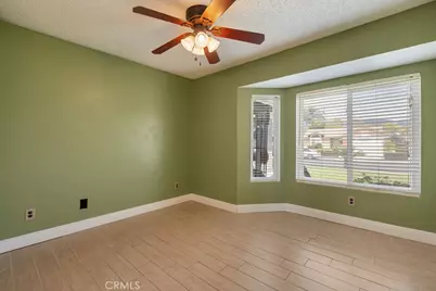 2569 W Plaza Serena Drive, Rialto, CA 92377 - Photo 19