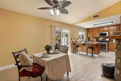 2569 W Plaza Serena Drive, Rialto, CA 92377 - Photo 7
