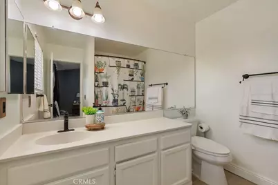 2569 W Plaza Serena Drive, Rialto, CA 92377 - Photo 17