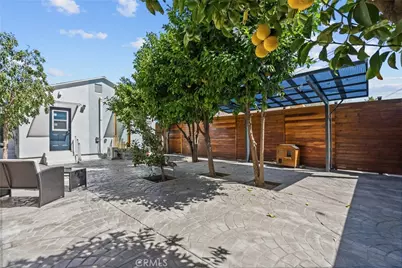 17660 Martha, Los Angeles, CA 91316 - Photo 63