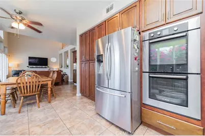 9819 Via Esperanza, Rancho Cucamonga, CA 91737 - Photo 17
