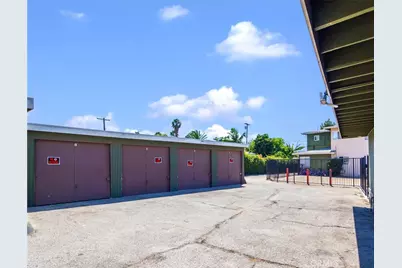 1072 W Wilson Street, Pomona, CA 91768 - Photo 35