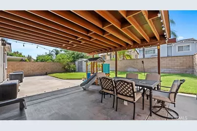 10962 Hardy Pecan Court, Fontana, CA 92337 - Photo 33