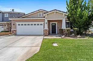 10962 Hardy Pecan Ct, Fontana, CA 92337 - Photo 3