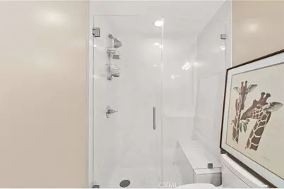 3860 Amberly Dr #F, Inglewood, CA 90305 - Photo 15