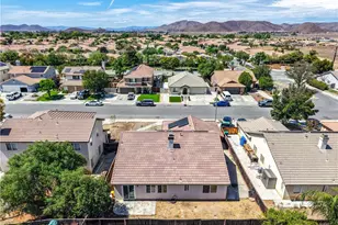 1452 Hummingbird, Hemet, CA 92545 - Photo 33