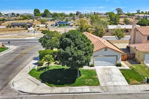 15877 Sapphire St, Victorville, CA 92394 - Photo 51