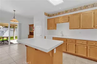15877 Sapphire St, Victorville, CA 92394 - Photo 19