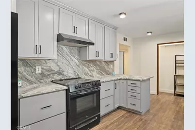 564 Estate Street, Redding, CA 96002 - Photo 9