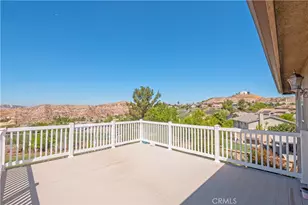 29541 Sequoia, Canyon Country, CA 91387 - Photo 31