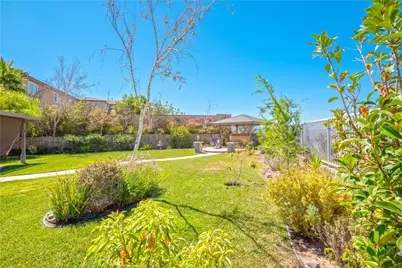 29541 Sequoia, Canyon Country, CA 91387 - Photo 37