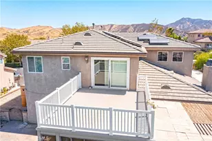 29541 Sequoia, Canyon Country, CA 91387 - Photo 47