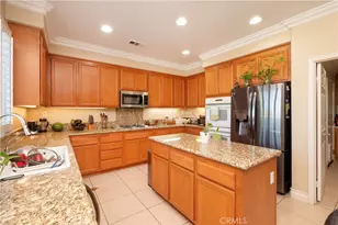29541 Sequoia, Canyon Country, CA 91387 - Photo 11