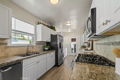 1720 Elmcrest Street, La Verne, CA 91750 - Photo 17