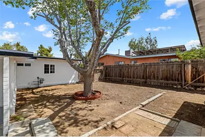 7888 Fox Trail, Yucca Valley, CA 92284 - Photo 33