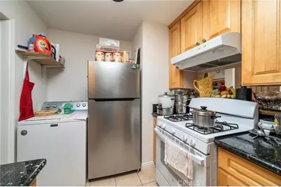 527 E Maple, Monrovia, CA 91016 - Photo 35