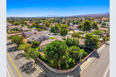 6371 Almond Valley, Quartz Hill, CA 93536 - Photo 41