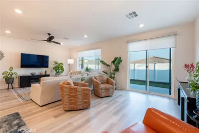 565 Hudson Way, Rialto, CA 92377 - Photo 5