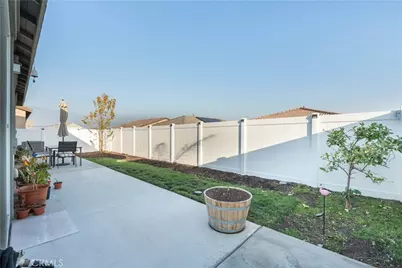 565 Hudson Way, Rialto, CA 92377 - Photo 27