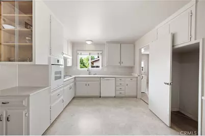 610 Ridgefield, Claremont, CA 91711 - Photo 15