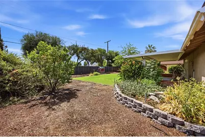 610 Ridgefield, Claremont, CA 91711 - Photo 49