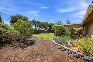 610 Ridgefield, Claremont, CA 91711 - Photo 49