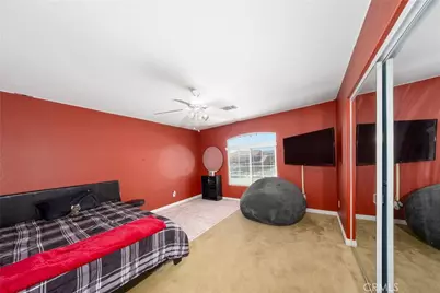 12448 Flagstone Court, Victorville, CA 92392 - Photo 37