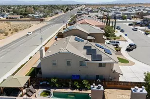 12448 Flagstone Ct, Victorville, CA 92392 - Photo 53