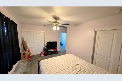 11746 Mohawk Road, Apple Valley, CA 92308 - Photo 15