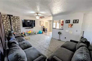 11746 Mohawk Rd, Apple Valley, CA 92308 - Photo 3