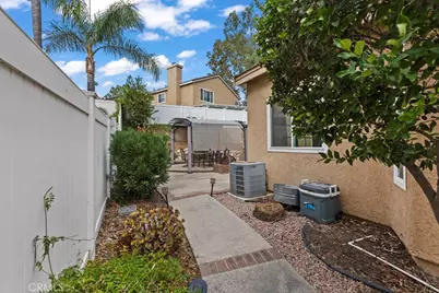 29042 Jasmine Creek, Highland, CA 92346 - Photo 21