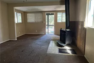 796 N Village, Crestline, CA 92325 - Photo 7