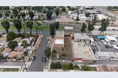 431 S Euclid, Ontario, CA 91762 - Photo 17
