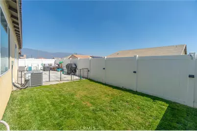561 Yukon Road, Rialto, CA 92377 - Photo 25