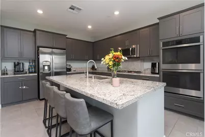 561 Yukon Road, Rialto, CA 92377 - Photo 9