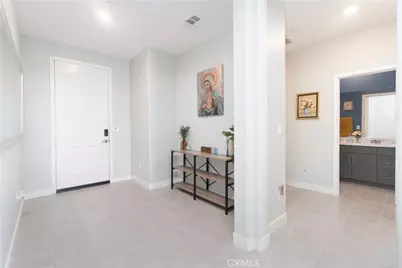 561 Yukon Road, Rialto, CA 92377 - Photo 5