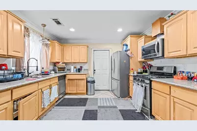 10130 24th, Rancho Cucamonga, CA 91730 - Photo 9