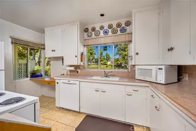 1143 Oxford Avenue, Claremont, CA 91711 - Photo 13