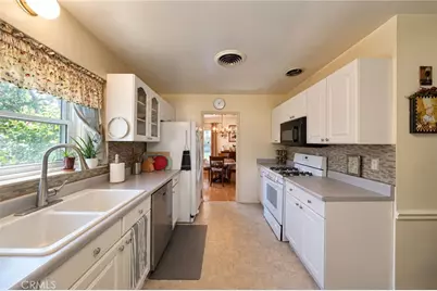 2989 Ladera Road, San Bernardino, CA 92405 - Photo 15