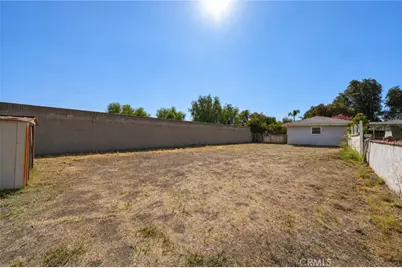 2989 Ladera Road, San Bernardino, CA 92405 - Photo 51