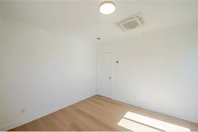 2391 Fashion Ave, Long Beach, CA 90810 - Photo 25