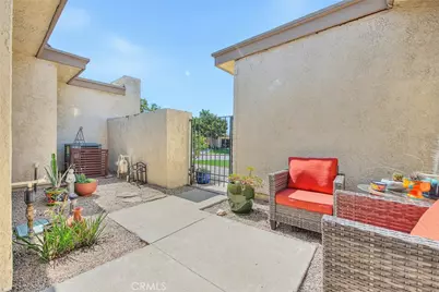 434 Champlain, Claremont, CA 91711 - Photo 3